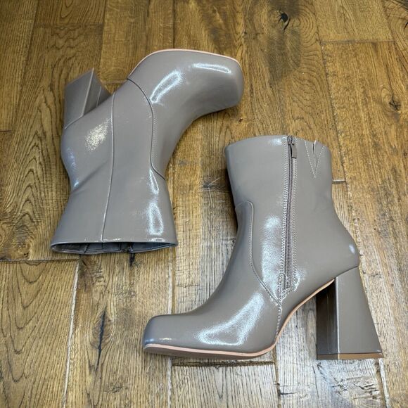 Torrid Womens Y2K Go Go Taupe Platform Boots Square Toe Triangle Block Heel 10WW - Picture 4 of 8